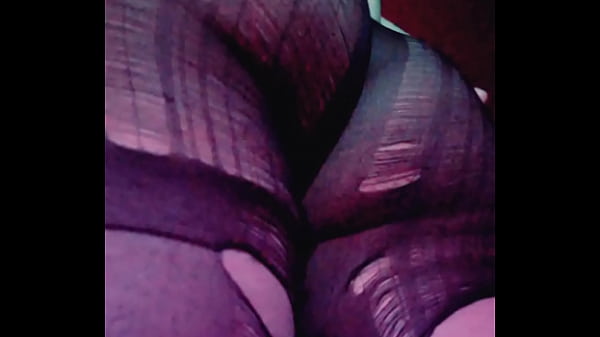 Image Consolador me penetra y rompo mis medias en la exitacion