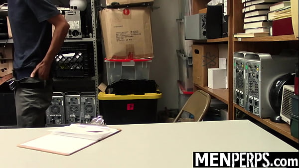 Image Latino Guy Gets a Hard Bareback Punishment from The Securiity Officer - Menperps