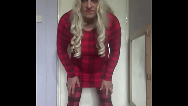 Image come film me while i swallow your pee for the world to see