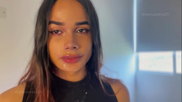 Image Huge Self Facial Eating by Venusvero21
