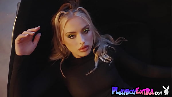Image Petite naked inked blondie Anna Claire Clouds posing in sexy long boots