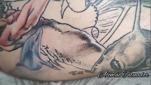 Image Exposa exibida Dai bumbum faz uma bela chamada de v&iacute_deo, Luara Sonza deixa o sabonete cair,a loira milfs Fada Mel enfia o plug no cu quando tira faz barulhinho de champanhe