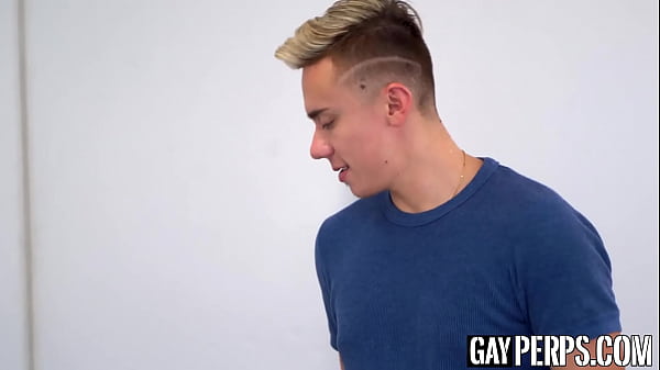 Image Horny officer Jax Thirio barefucked by twink Carter Del Rey
