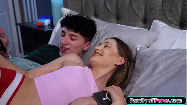 Image I cant show you my dick youre my stepsis