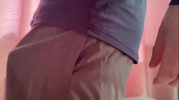 Image Mr Big Dick UK pulling out whitezilla from his gym shorts