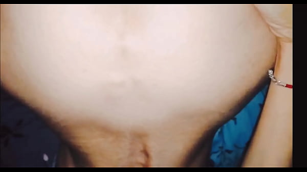 Image Milf endures painful anal