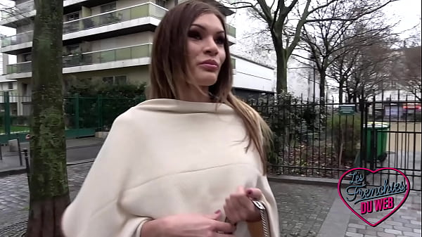 Image Kitana, une magnifique russe aux courbes sensuelles