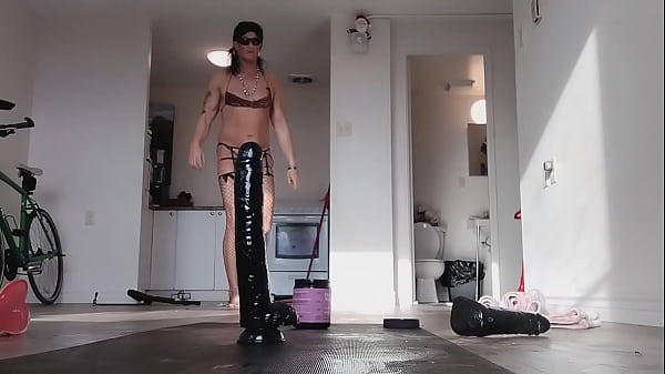 Image SexyGirlStephanieJames - boom