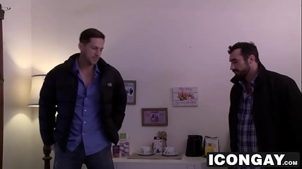 Image Big bull cock Jaxton Wheeler drilling Roman Todds ass