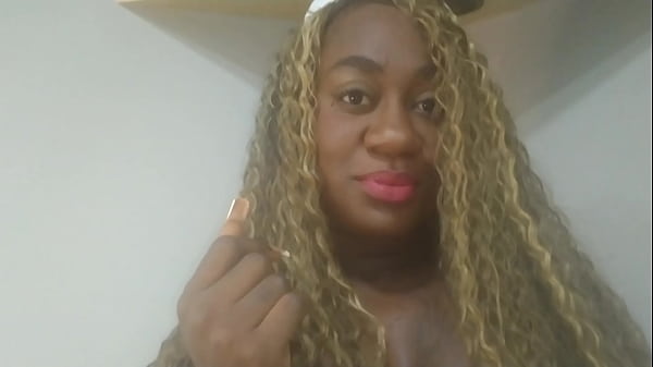Image Fernanda chocolatte me fez uma surpresa e a trepada foi foda