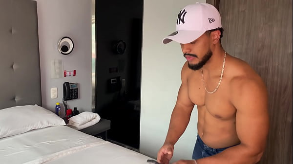 Image MASAJISTA SEXUAL ANAL CON CHIBOLO CURIOSO COMPLETO