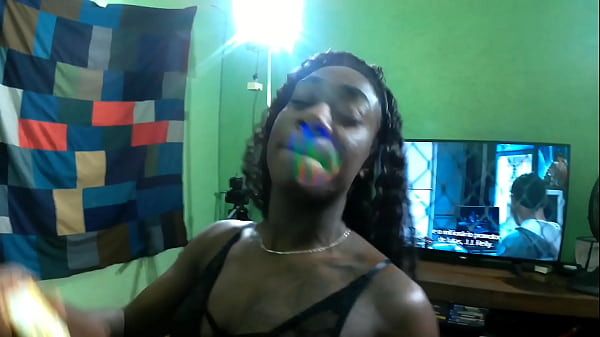 Image Fernanda chocolatte brisou e levou leitada na cara estilo bukake