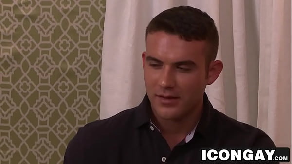 Image Cute hunk Killian James railed deep in the ass by Roman