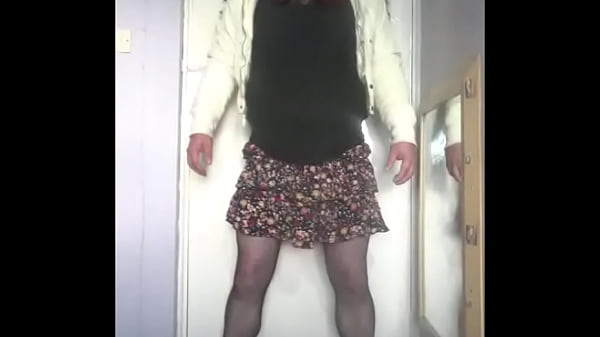 Image i am a bisexual crossdressing sissy that loves the taste of pee and i will never stop swallowing my own part 2