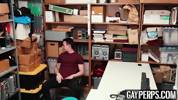 Image Tattooed perp paying for his crimes with his bare ass
