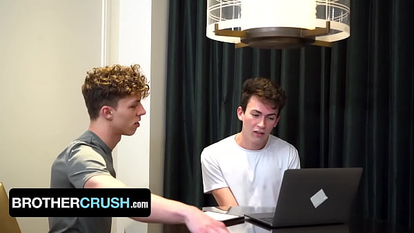 Image StepBrother Fucks His StepSibling Without A Condom - BrotherCrush