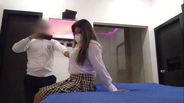 Image EL ROMANCE CONSUMADO ENTRE EL PROFESOR SUCIO Y LA ESTUDIANTE MAS VAGA DE CLASES!! PORNO DE ESTUDIANTE QUE DESEA APROBAR MATEMATICAS DE MANERA SENCILLA, DIVERTIDAD Y PLACENTERA. PORNO REAL GRATIS