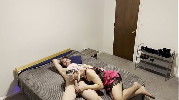 Image Mexican Crossdressing Beauty Luna Sol Giving Blowjob