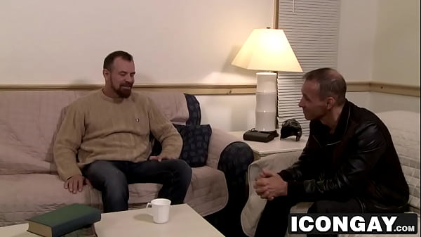 Image Rodney Steele and Max Sergent loves hard sex with condom