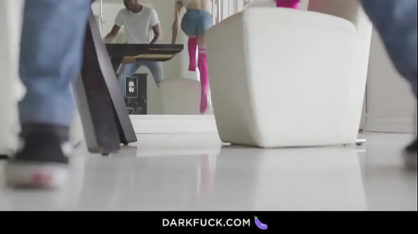 Image Young couple Kenzie Reeves & Rod Jackson play the fuck game.