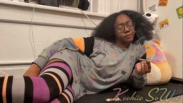 Image Kookiie Plays in Pjs