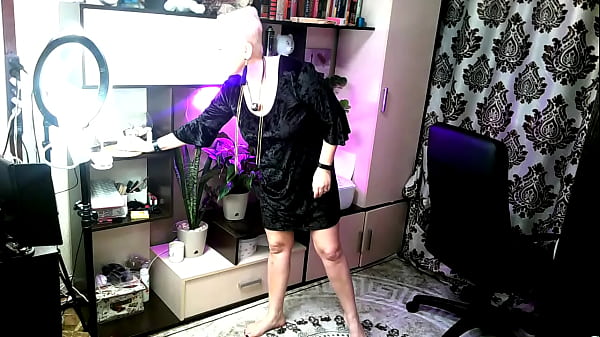 Image My stepmom is my webcam whore .!. (20)