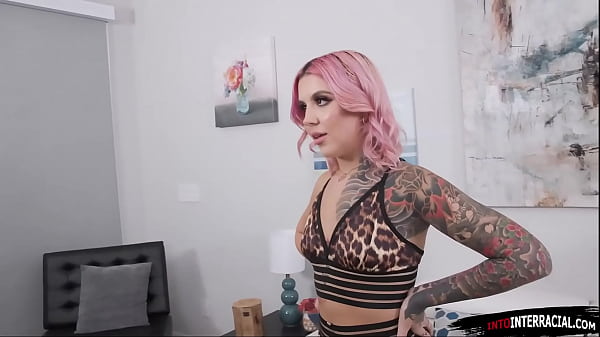 Image Wife Luna Legend likes to fuck ifo hubby