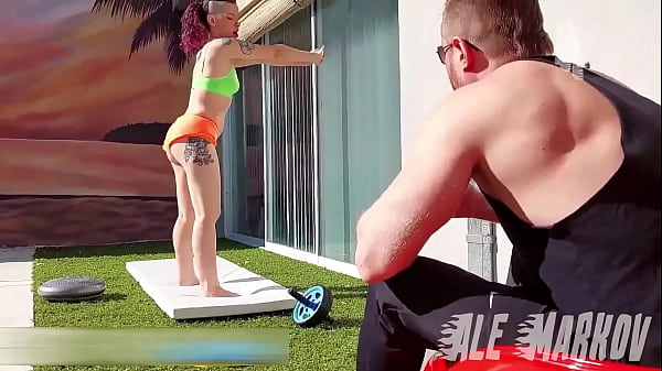 Image Katrina Punk termina cogiendose a su personal trainer en su primera clase de gimnasia