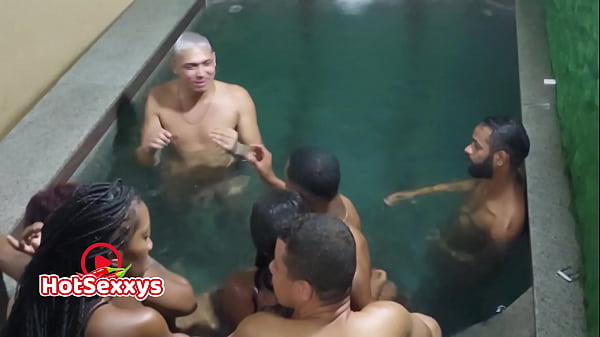 Image Amigas e amigos trepando gostoso no motel | Subscreva para ver mais