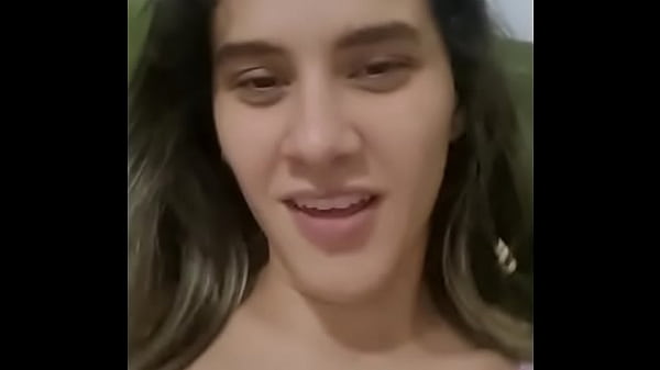 Image A vontade dessa putinha novinha era dar o cuzinho para uma rola de verdade