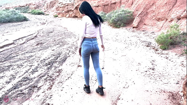 Image She showed her face with glasses! Deep blowjob in a beautiful canyon! FREE!