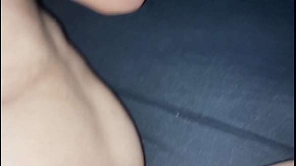 Image Depois de curtir a noitada na balada viemos para um after quente no ap oitenta e um, muito sexo entre machos.