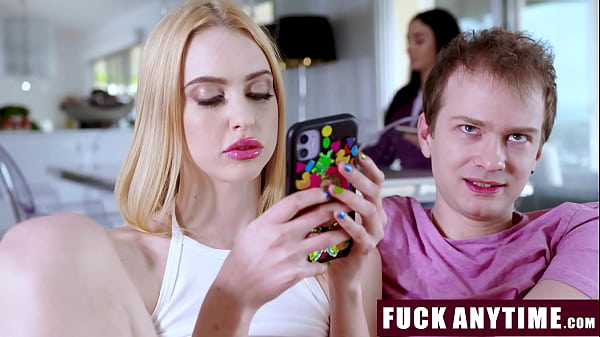 Image Stepbrother Fucking His Gaming Addicted Stepsister - Fuckanytime
