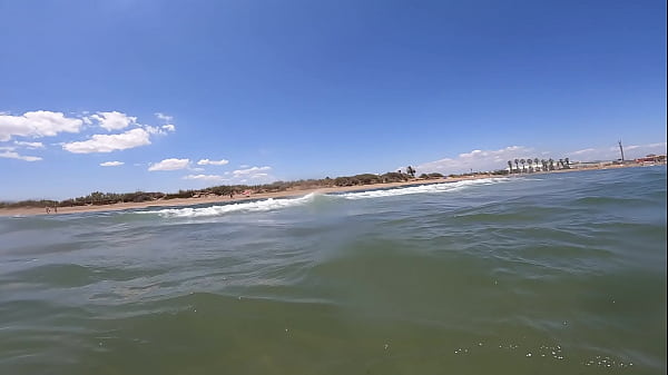 Image I cum just for the pleasure of feeling free, naked on a public beach