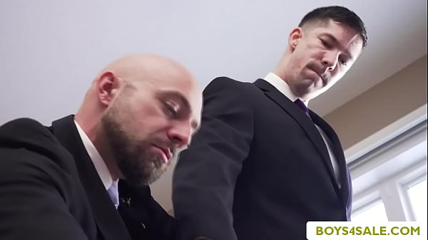 Image Twink Cole Blue double penetrated by two Master
