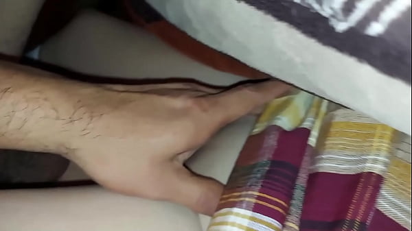 Image Jovencita Estudiante real! Se la culea a escondidas en la noche cuando todos descansan, Inocente hijastra es la bolsa de semen de su pervertido padrastro, casero real, 18  Colegiala