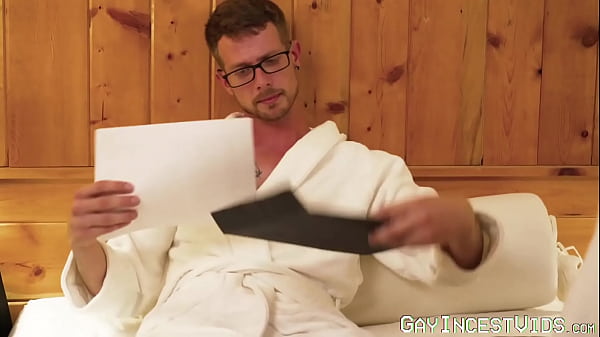 Image Teen gives an excellent blowjob before getting impaled raw