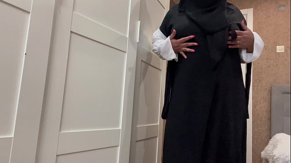 Image Friend's Arab wife with big tits masturbates to orgasm, talking