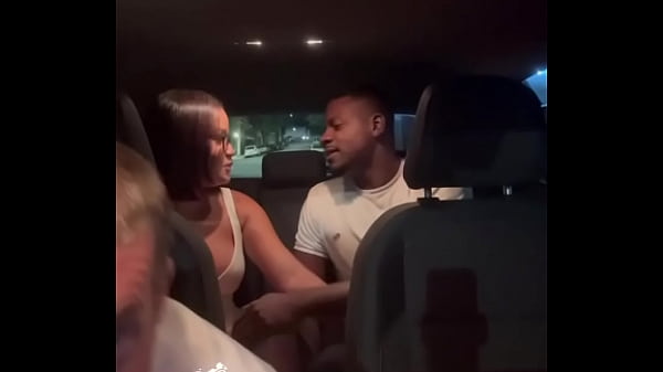 Image Asi&aacute_tica gostosa sendo fodida por neg&atilde_o dotado seu novo motorista A ido do marido que foi dirigir assistir essa foda gostosa - John Coffee - Lewa Dom: