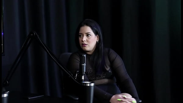 Image Tinha um relacionamento esquisito e uma humilha&ccedil_&atilde_o, e teve problema com criador que desmarcou por ela ser gordinha, uma BBW, e seus fetiches... - Pri Melancia (SHEER/RED)