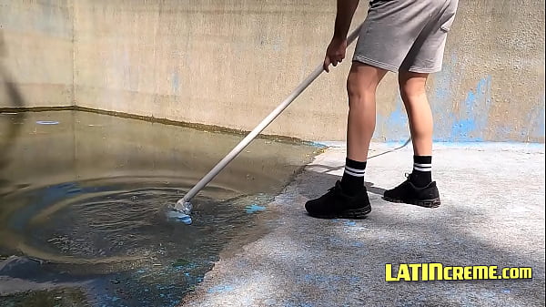 Image Hot Pool Cleaner Fucked By A Perverted Owner - LatinCreme