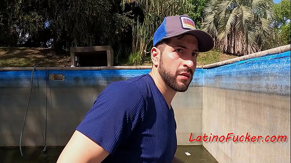 Image Bearded Pool Cleaner & Horny Owner - LatinoFucker