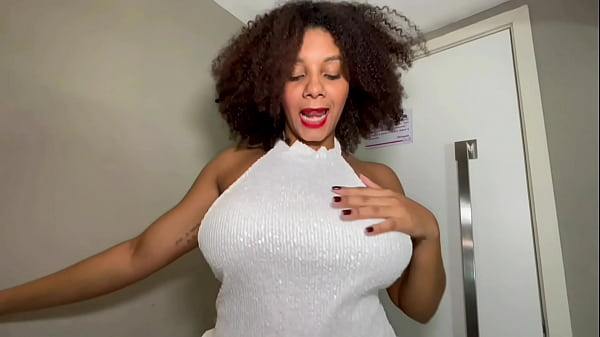 Image STRIPER SOPHIE STEPHAN GOSTOSA DEMAIS, ELA AMA ENGOLIR MEU LEITINHO QUENTE