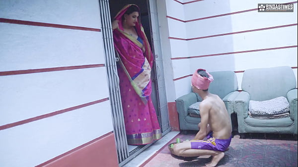 Image Desi Sabjiwala fucks Big Boobs Bhabhiji while selling grocery to her ( Hindi Audio )