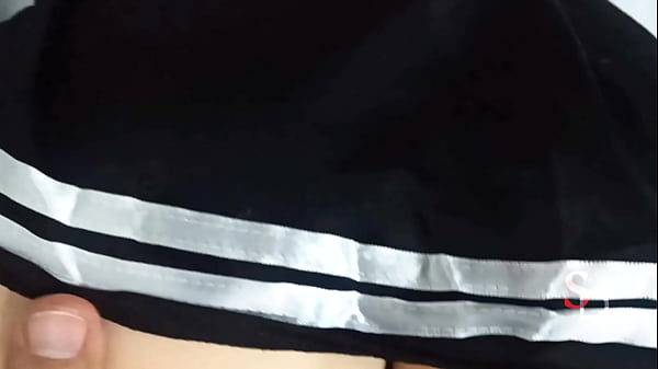 Image La ex novia de mi amigo me seduce con una mini falda para follarmela, se quiere vengar de el (follando con una sexdoll)