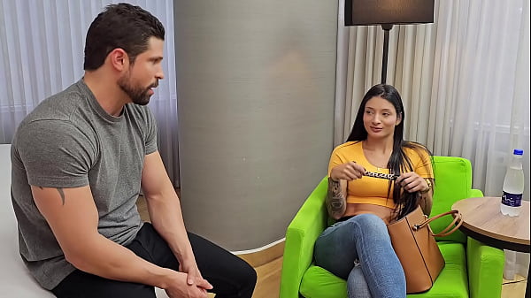 Image Colombian porn star gets fucked in the ass by a foreigner in exchange for many dollars - Salome Gil