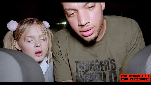 Image COCO LOVELOCK GETS HER MOUTH PISSED IN THEN CAME IN BY THUGGER | LOT LIZZARD