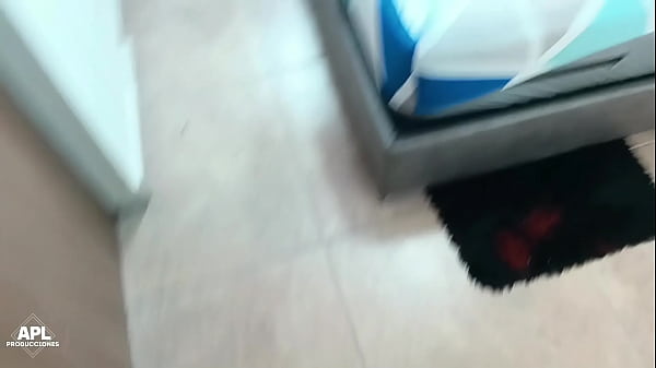 Image Me gusta acompa&ntilde_ar a mi hermanastra mientras llega su esposo, pero esta vez le di una buena follada porque estaba muy sexy con su lenceria