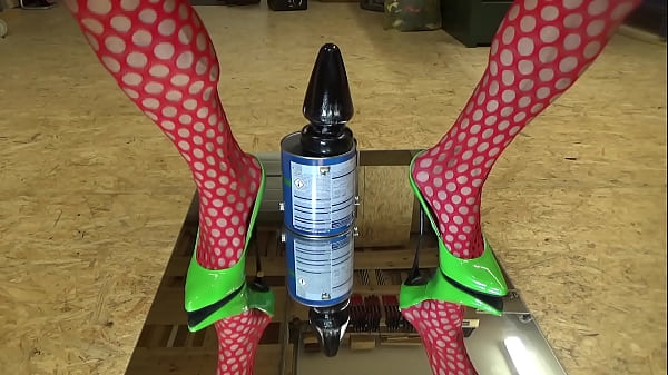 Image Extremeslut66 with xxl-Plug