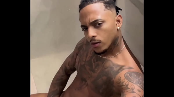 Image Quando bate o tes&atilde_o e vc est&aacute_ sozinho em casa&hellip_ Quer me ajudar aqui ?